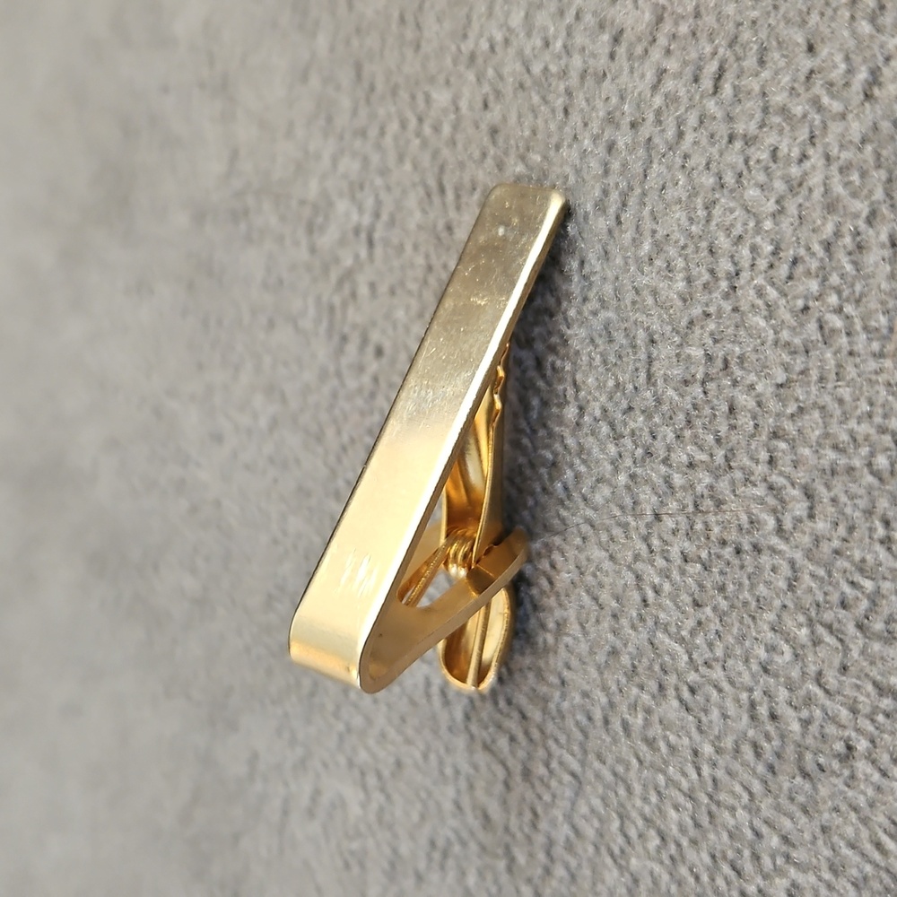 1/$5 or 3/$10 Vintage Men's Gold Tone Collar Tie Clip Clasp